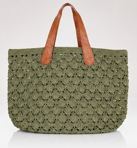 Bolso de Mano de Ganchillo Rosa Estilo Bohemio con Parte Superior Abierta para la Playa de Verano - Product Image 6