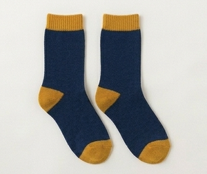 Calcetines de Mujer, Color Azul Marino y Amarillo Mostaza, Tejidos, Transpirables, para Uso Diario, Otoño, Longitud Estándar, Estilo Color Block - Product Image 1