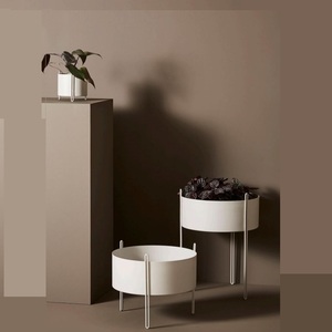Trending Factory Direct New Arrival Eco-Friendly Durable Rustic Metal <b>Plant</b> <b>Stand</b> Flower Pot Holder Indoor Garden Decor - Product Image 5