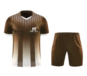 Vêtements de sport confortables pour hommes, uniforme de football 100% polyester, uniforme de football sur mesure pour hommes - Product Image 5