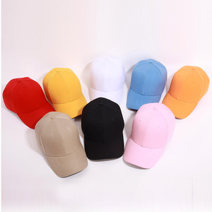 Gorras de Béisbol de Alta Calidad, Diseño Moderno, Negras, Lisas, Personalizables, Unisex, de 5 Paneles, con Logotipo Personalizado en Relieve, 100% Algodón - Product Image 6