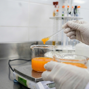 Frozen Concentrated Low-Fat Filtered Kinnow Mandarin Juice 65 Brix 100% Pure Fresh-Squeezed Hunza Citrus PK Drum Packaging - Product Image 6