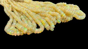 Perles Rondelles Lisses en Opale Éthiopienne AAA+ Jaune Feu 3-5mm, Fil de 16 Pouces, Opale Éthiopienne Welo - Product Image 2