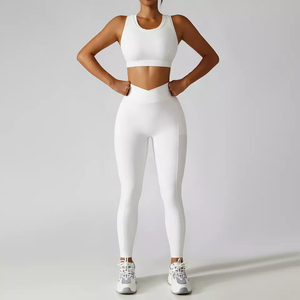 Wholesale Plus Size Yoga Sets for Women with Lace & Rhinestone 2-Piece Solid Color Workout Sets Garment Dyed <b>Waterproof</b> - Product Image 2