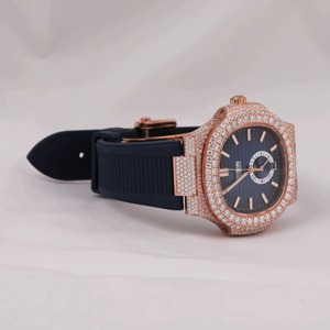 Bracelet de montre couleur or rose, bracelet en silicone noir avec incrustation de cristaux, bracelet de remplacement pour montres de luxe - Product Image 3