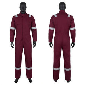 Overol de Trabajo Negro Hardson Premium de Polialgodón Twill 240 GSM con Cinta Reflectante Borgoña, Uniforme Utilitario, Ropa de Trabajo con Logotipo Personalizado - Product Image 1