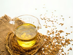 Huile de son de riz raffinée biologique de haute qualité en bouteille plastique ou en vrac pour la cuisine - Product Image 5