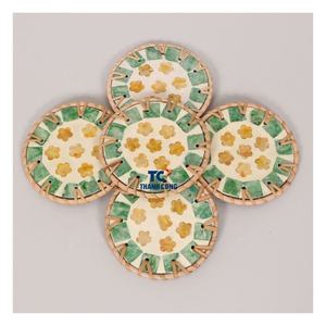 Sous-verres faits à la main du Vietnam avec coquille et rotin détaillant pour les chaînes de vente au détail haut de gamme Hôtels cinq étoiles et distributeurs à l'exportation - Product Image 1