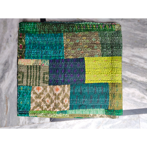 Colcha Kantha de patchwork hecha a mano, reversible, de algodón, verde multicolor, para todas las estaciones, manta decorativa, regalo para ella - Product Image 2