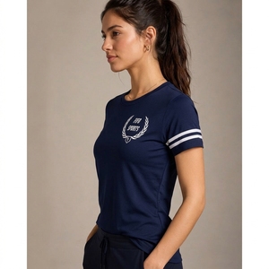 เสื้อยืดผู้หญิงน้ำหนักเบา สวมใส่สบาย เหมาะสำหรับออกกำลังกายและลำลอง ผลิตจากผ้าระบายอากาศได้ดี สวมใส่สบายและทันสมัย เหมาะกับการใช้งานในชีวิตประจำวัน - Product Image 3