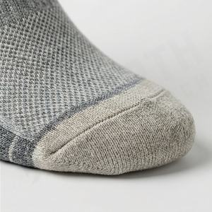 Chaussettes de sport respirantes et confortables pour la course à pied, le golf, la randonnée, couleur personnalisée, performance athlétique, entraînement en salle de sport, fitness - Product Image 6