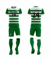 Ensemble de maillots de football personnalisés, uniforme de football en polyester durable, vêtements d'équipe, fabricant de vêtements de sport en gros OEM ODM, uniformes de football