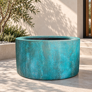 Pot de jardin en fibre de verre personnalisé avec un aspect pierre rustique et une finition naturelle, jardinière personnalisée pour les espaces extérieurs - Product Image 3