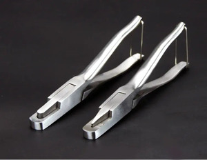 Nueva condición, duradera, en forma de U, oreja de cerdo, muesca, etiqueta de oreja de ganado para etiquetas de animales de ganado - Product Image 1