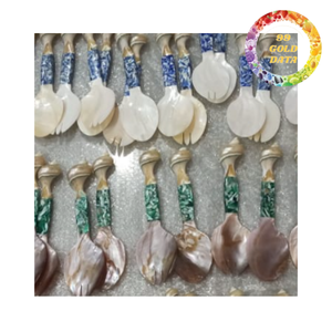 Cuchara Premium de Nácar Natural para Regalo de Boda y Recuerdo - Product Image 1