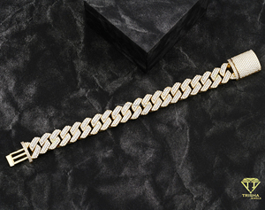 Exclusiva Pulsera Cubana Completamente Adornada con Moissanita y Acabado en Oro Amarillo, Joyería de Lujo para Hombres y Mujeres - Product Image 4
