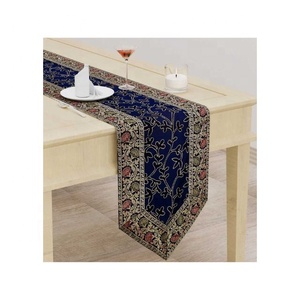 2024 personnalisé bleu glands nappe décorations couleur unie coton géométrique à la main Table brodé chemin pour un usage domestique - Product Image 5