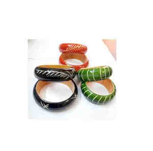 Juego de brazaletes de resina de colores personalizables de alta calidad, pulseras ligeras de moda para la elegancia diaria - Product Image 3