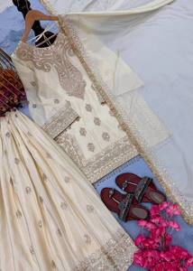 Launching New Designer Solid Party Wear Chinon Silk Reversible <b>Top</b> Plazzo & Dupatta Set - Product Image 3