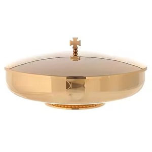 Ciborio de Latón Premium con Tapa Ornamentada para la Sagrada Comunión y Funciones Litúrgicas - Product Image 2