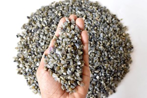 Wholesale Premium Quality Labradorite <b>Crystal</b> Semi Precious Gemstone <b>Chips</b> <b>Crystals</b> Gravels Healing Stones for Decoration Art - Product Image 5