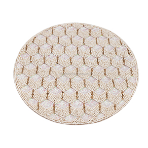 Set de table ovale perlé fait main blanc et or, décoration de luxe pour table à manger, cuisine, restaurant, hôtel, mariage - Product Image 1