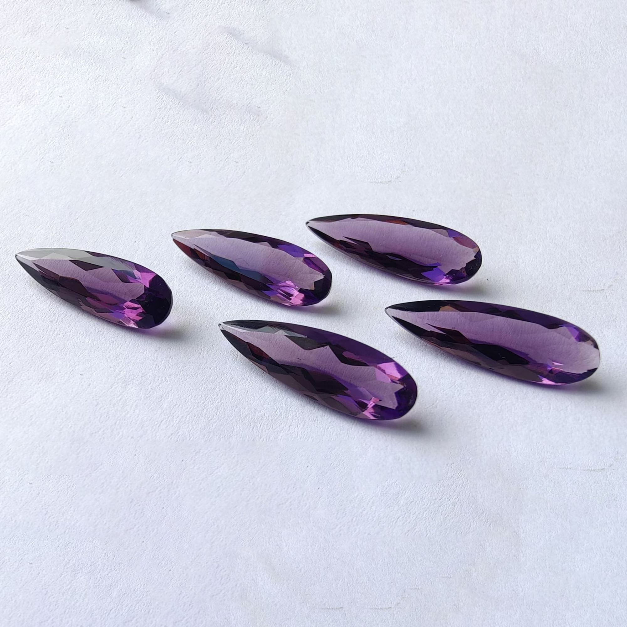 เหมือนในรูป