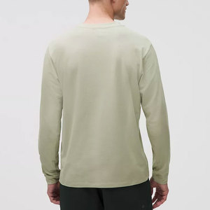 Camiseta de Hombre de Manga Larga con Costuras Duraderas y Tacto Suave, Diseño Clásico, Estilo Urbano para el Día a Día con Calidad Duradera - Product Image 4