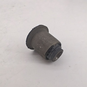 Silentbloc de bras de suspension inférieur avant en caoutchouc pour Renault Megane II Scenic II OE 8200242025 8200041167 - Product Image 2