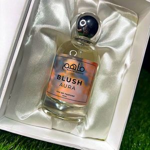 Parfum pour femmes 50 ml, senteurs Blush Aura, eau de parfum, flacon en verre cylindrique, bouchon sphérique chromé, longue tenue, floral - Product Image 1