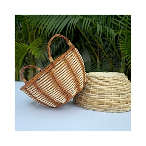 Plateau tissé en fougère et bambou naturels – Rangement décoratif écologique pour la maison, les restaurants et les centres de villégiature - Product Image 2