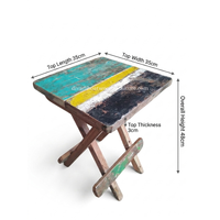 Tabouret pliant en bois de bateau recyclé durable avec assise carrée, design écologique pour intérieur et extérieur, mobilier en bois de Bali