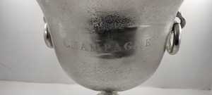 Seau à vin isotherme en aluminium de haute qualité, double paroi, capacité 5L, design moderne, résistant à la rouille, portable et durable pour les fêtes - Product Image 3