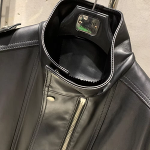 Nouveau style de vestes sans manches noires en cuir d'agneau véritable, gilets en cuir pour femmes - Product Image 3