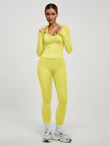 Ensemble de yoga et fitness sans couture Atlaset pour femme : Leggings taille haute, soutien-gorge de sport et veste – Personnalisation du logo, OEM, ODM, marque privée - Product Image 1