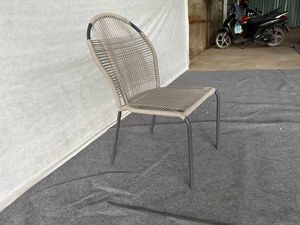 Sillas de comedor de acero portátiles duraderas para exteriores, asientos modernos impermeables ecológicos para jardines, cafeterías, restaurantes, hoteles, villas - Product Image 4