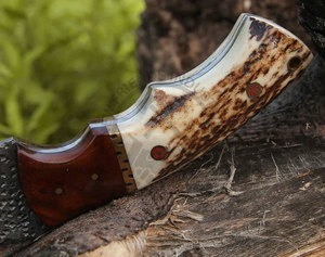 Nouveau Couteau de Chasse Tracker en Acier Damas Fait Main, Ambidextre, Lame de 6 pouces, Manche Intégral, Forgé à la Main, Lame Fixe - Product Image 4