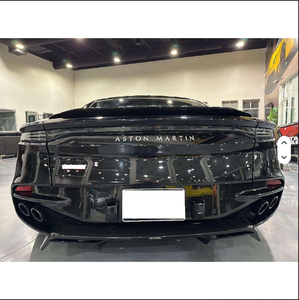 Aston Martin DBS Coupé Usado con Poco Kilometraje - Product Image 3