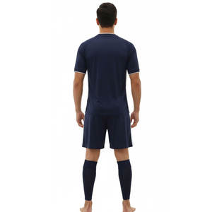 Nouvel arrivage : Tenue de football respirante, professionnelle, avec design et couleurs personnalisés - Product Image 2