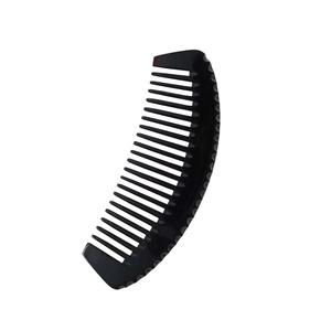 Peine de cuerno natural hecho a mano – Peine antiestático de dientes finos con mango suave para un cuidado del cabello delicado - Product Image 4