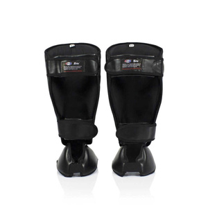 Precio al por mayor Nuevo estilo Protector de espinilla de cuero PU negro Fairtex para entrenamiento de Kickboxing en todas las estaciones AI-SG-918 - Product Image 2
