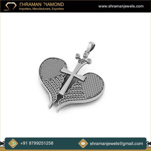 เครื่องประดับหรูหราทันสมัยสั่งทำพิเศษ ทองคำแท้ 10K จี้รูปปีกนางฟ้าประดับมอสซาไนต์ ของขวัญทางศาสนาสำหรับทุกเพศ  จี้ห้อยคอแบบสั่งทำพิเศษ - Product Image 3