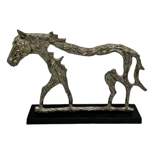 Fuente Decorativa Redonda de Aluminio Chapada en Oro de Lujo con Escultura de Animal para Interiores, Decoración Moderna y Antigua - Product Image 4