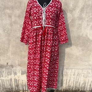 Vestido largo informal de algodón con bordado floral y estampado a mano, estilo indio, para mujer, regalo para ella. - Product Image 1