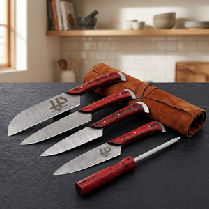 Ensemble de 5 couteaux de chef en acier Damas fait main, avec manche en bois de Pakka et étui en cuir fin, couteaux de cuisine, couteau de camping - Product Image 1