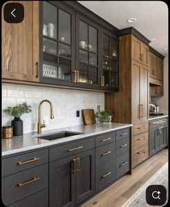 Diseño interior contemporáneo y elegante para gabinetes de cocina estilo Shaker en gris con encimera de mármol - Product Image 5