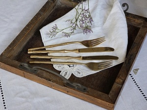 Juego de Cubiertos de Latón con Diseño de Bambú Vintage, Acabado Mate, Resistente al Óxido, Vajilla para Bodas - Product Image 1