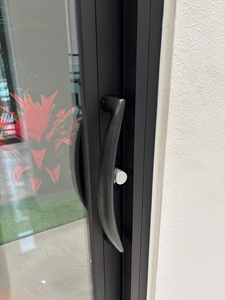 Porte coulissante double pliante en aluminium et verre, isolante thermiquement, finition moderne pour entrée, jardin, appartement, entrepôt - Product Image 4