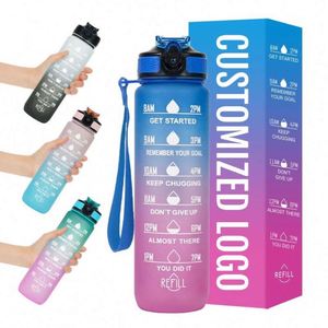 Bouteille d'eau de sport et de fitness personnalisée avec logo, 900 ml, en plastique, avec marqueur de temps, pour la motivation - Product Image 1