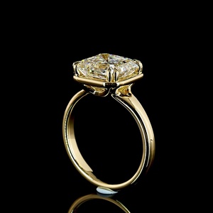 Anillo de Diamante Cultivado en Laboratorio con Certificación IGI de Lujo, Corte Asscher de 4 Quilates, Engaste de Bisel en Oro de 14K, Anillo de Compromiso, Corte Escalonado, Anillo Solitario - Product Image 2